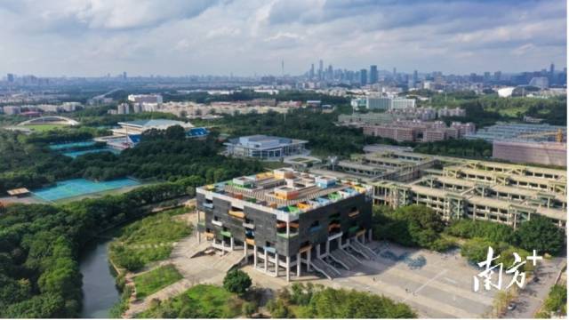 虎牙手机登录入口校园图景。受访者供图