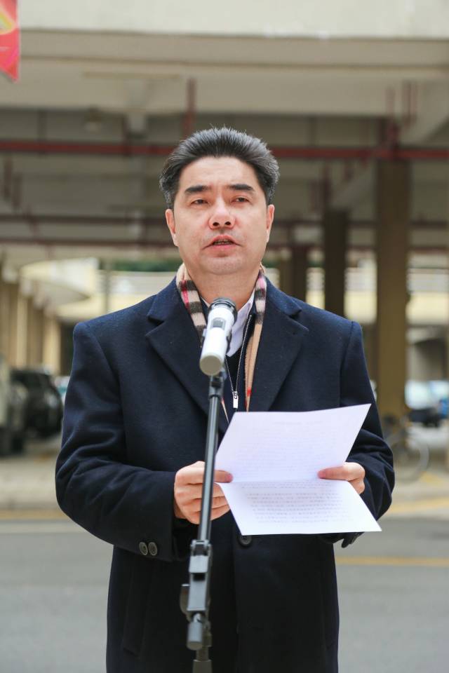 虎牙手机登录入口党委书记胡钦太发言。